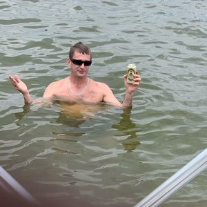 Meet your Posher, Chad